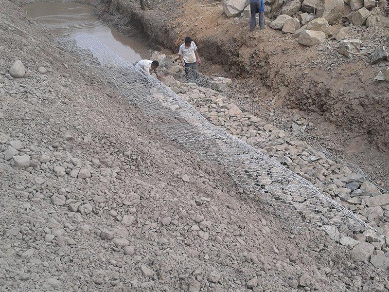 �U�z�\�o(h��)�|